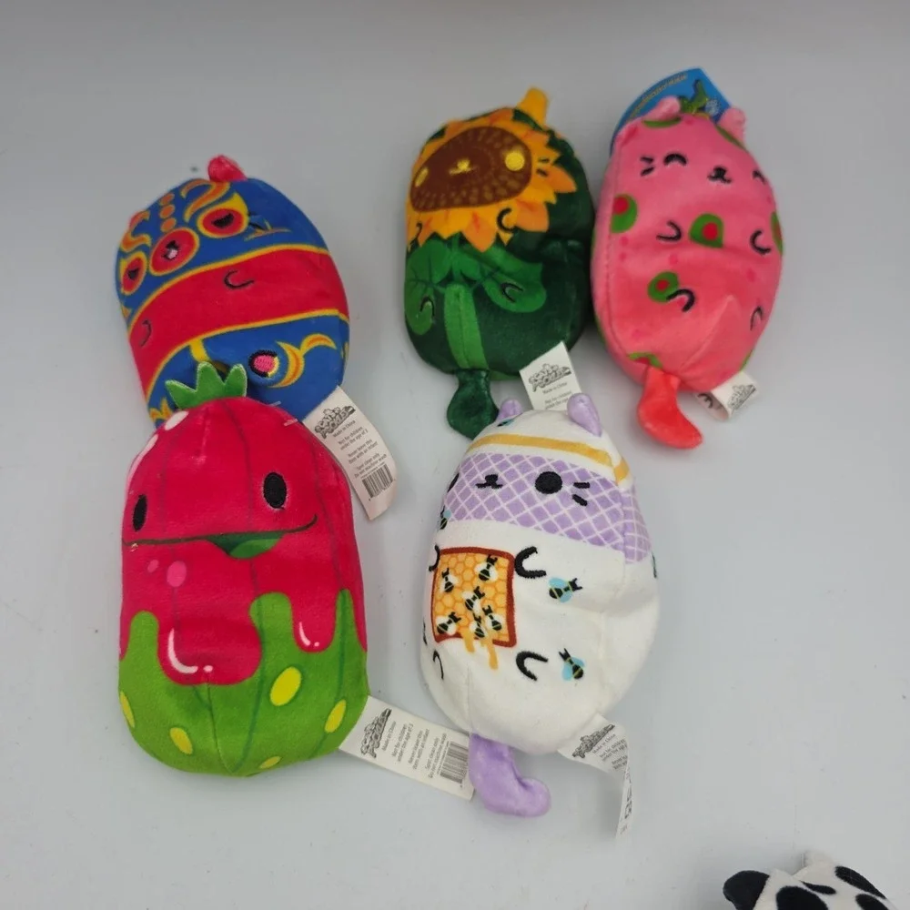 Cats vs Pickles AND Kittens vs Gherkins Lot Of 48 Plush Bean Toys